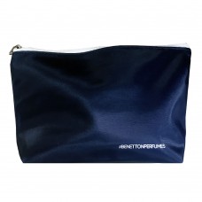 Brinde Benetton Necessaire (imagem Ilustrativa) - Escolha Seu Brinde Nas Compras Da Marca. Promoção Sujeita A Disponibilidade De Estoque. Brinde Benetton Necessaire (imagem Ilustrativa) - Escolha Seu Brinde Nas Compras Da Marca. Promoção Sujeita A Disponibilidade De Estoque.